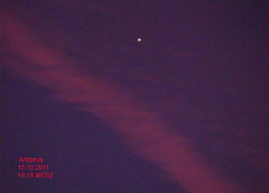 2011-10-dfca-Arcturus nach Sonnenuntergang am Westhimmel