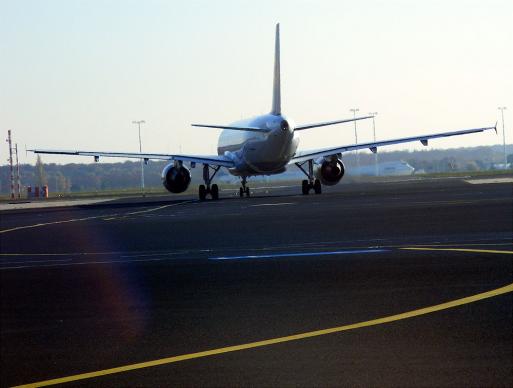 2011-11-afl-Airbus-A-320-200-Flughafen Frankfurt-Sightseeing-Tour