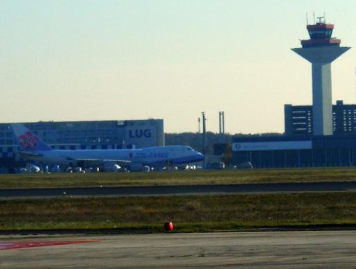 2011-11-agofa-Boeing-B-747-F-Flughafen Frankfurt-Sightseeing-Tour