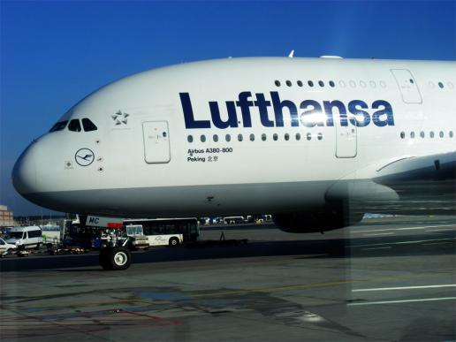 2011-11-agovf-Airbus-A-380-800-Flughafen Frankfurt-Sightseeing-Tour