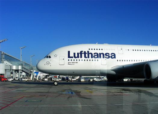 2011-11-agovh-Airbus-A-380-800-Flughafen Frankfurt-Sightseeing-Tour