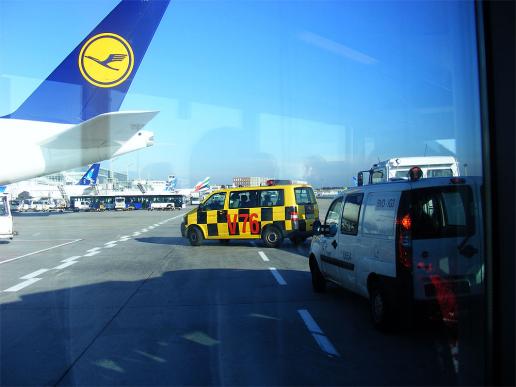 2011-11-agowb-Vorfeld-Flughafen Frankfurt-Sightseeing-Tour