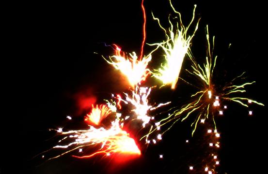 2012-01-aak-Silvester-Feuerwerk