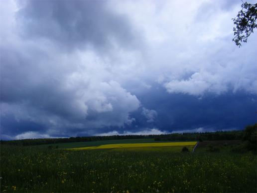 2012-05-bkc-Wolken u00fcber Odenwald