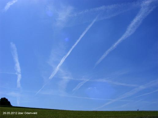 2012-05-gdf-Chemtraileffekt u00fcber Odenwald