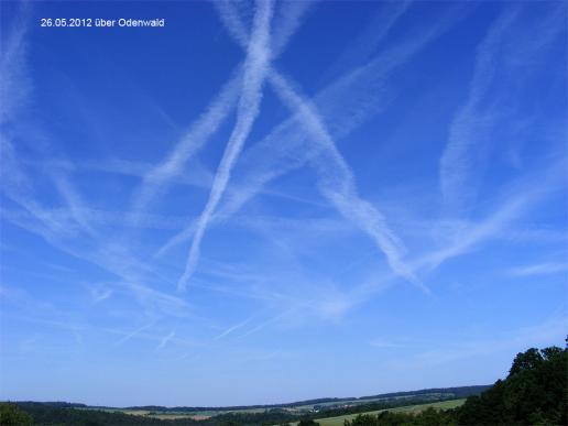 2012-05-gdj-Chemtraileffekt u00fcber Odenwald