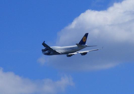 2012-05-gghe-Lufthansa - Boeing-B-747