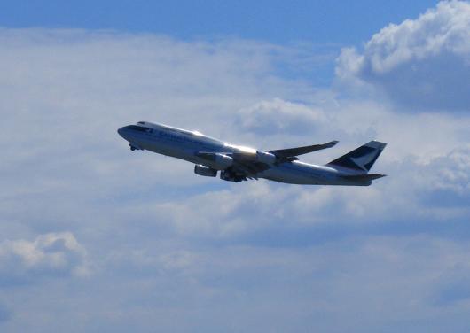 2012-05-gglb-Cathay Pacific - Boeing-B-747