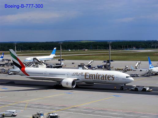 2012-05-ghh-Emirates-Boeing-B-777-300