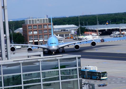 2012-05-ghuj-KOREAN AIR - Airbus-A-380