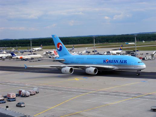 2012-05-ghun-KOREAN AIR - Airbus-A-380