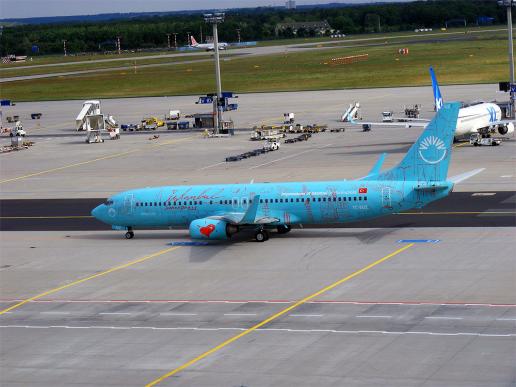 2012-05-gla-Istanbul - Boeing-B-737