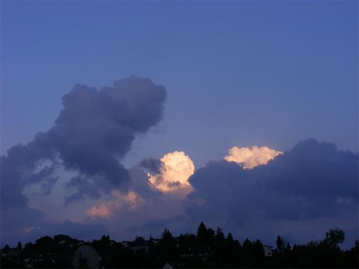 2012-07-elb-Wolken