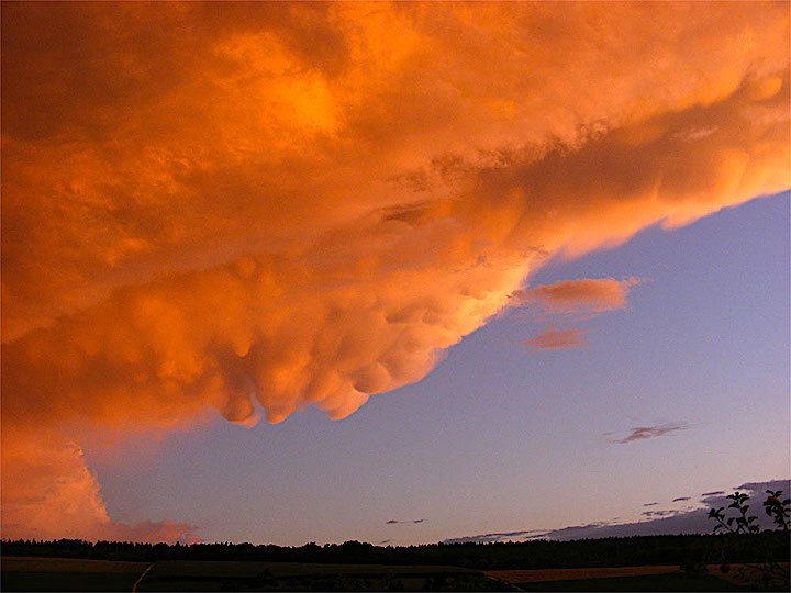 2012-08-bncf-wolken-1