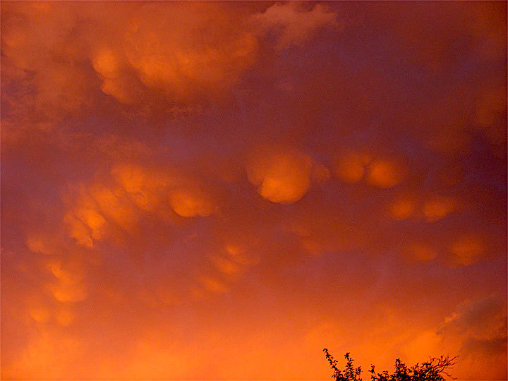 2012-08-bncj-wolken-1