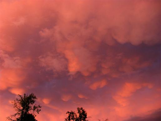 2012-08-bncl-Gewitter-Wolken