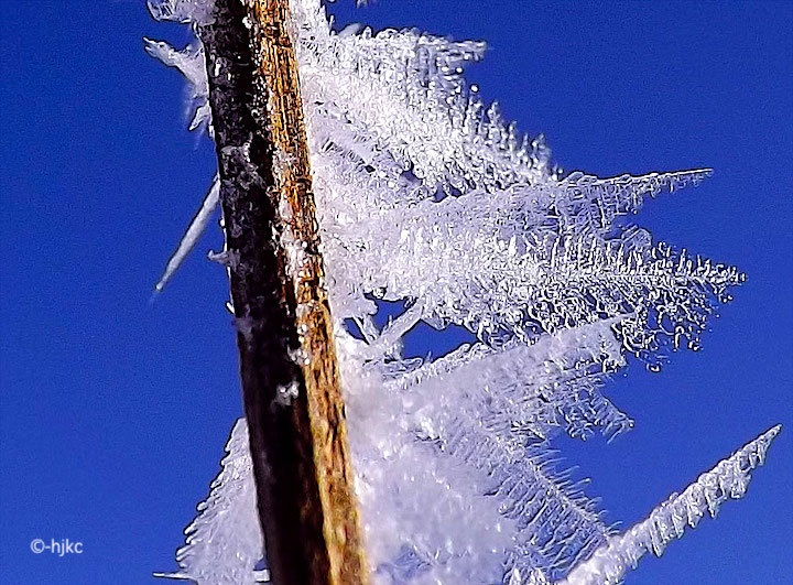 2013-02-ach-eiskristalle-1