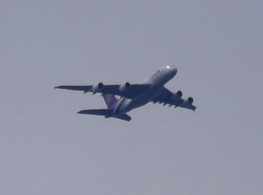 2013-06-aea-Thai-A-380-u00dcberflieger