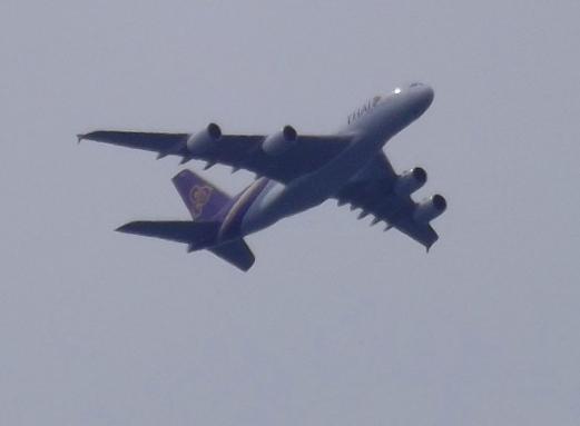 2013-06-aeb-Thai-A-380-u00dcberflieger