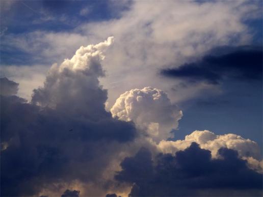 2013-06-cac-Gewitterwolken