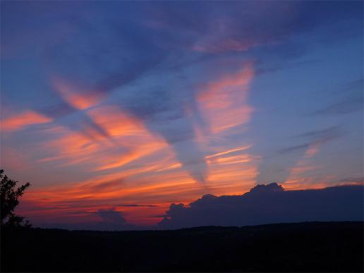 2013-06-cade-Sonnenstrahleffekt durch Wolken-Schatten - Odenwald