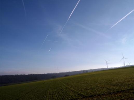 2013-12-edcaka-Kondensstreifeneffekt