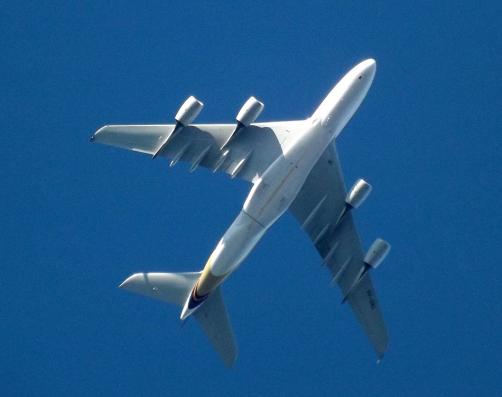 2013-12-ee-A-380-u00dcberflieger