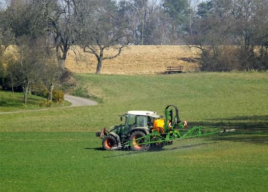 2014-03-bvb-Traktor