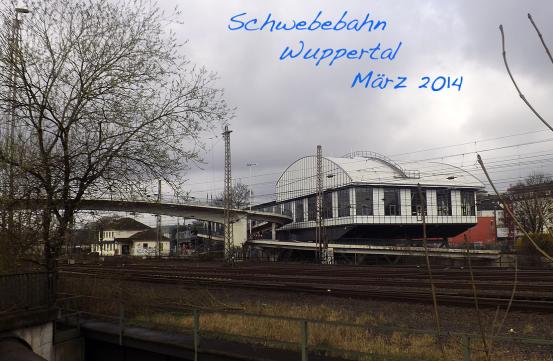 2014-03-cf-Schwebebahn in Wuppertal