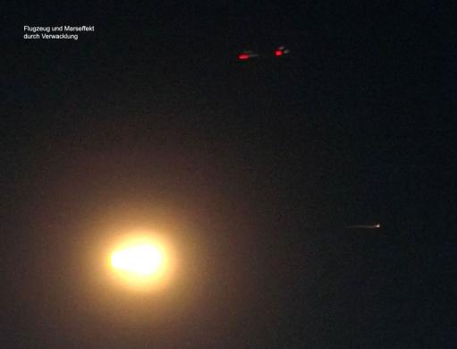 2014-06-bj-Flugzeugeffekt durch Verwacklung von Mond+Mars Aufnahme