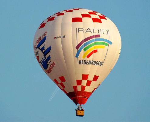 2015-04-eeh-Adler-Meister-Ballon