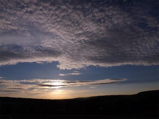 2015-06-ajb-Sonnen-Untergang - Odenwald