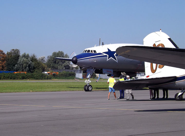 2016-08-fdhk-lockheed-l-104