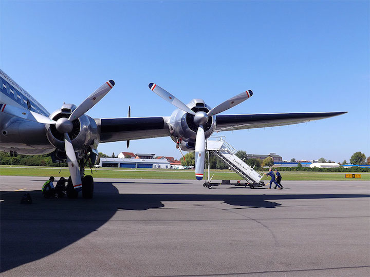 2016-08-fdkh-lockheed-l-104