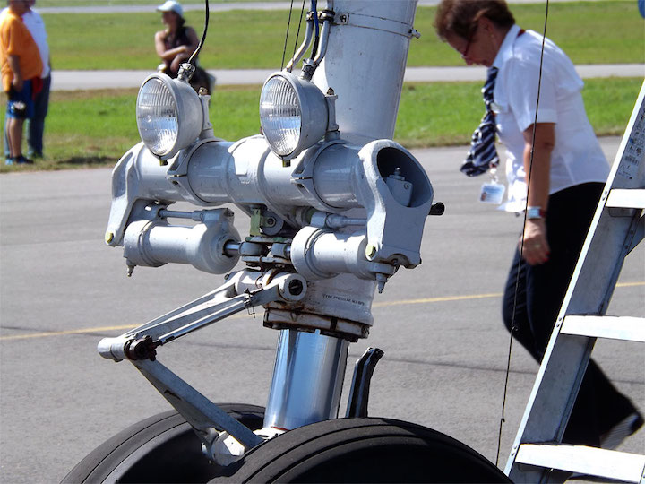 2016-08-fdkl-lockheed-l-104