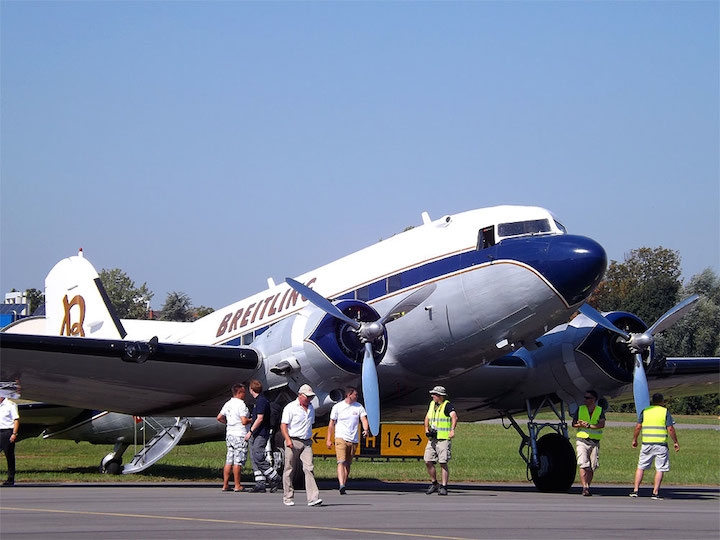 2016-08-fljb-douglas-dc-3