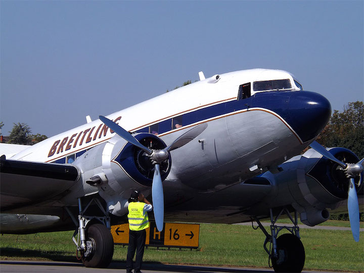 2016-08-fljd-douglas-dc-3