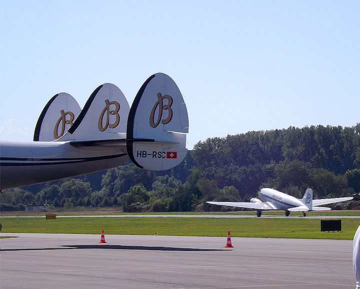 2016-08-flkk-douglas-dc-3