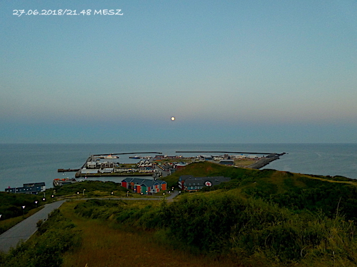 2018-06-dcae-vollmond-helgolan