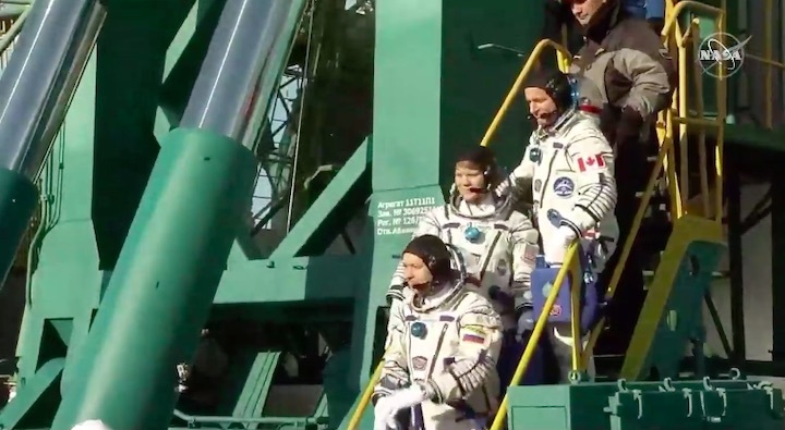 2018-crew58-launch-aze
