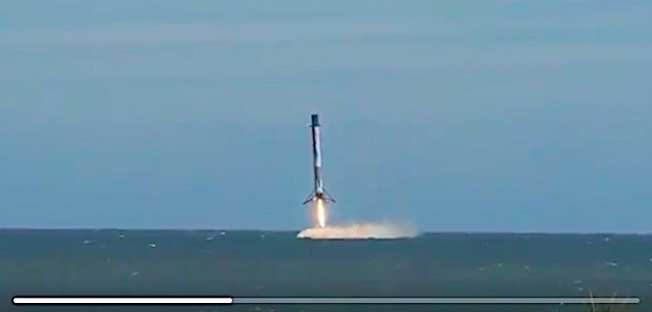 2018-falcon9-water-landing-bd