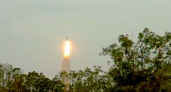 2019-chandrayaan2-launch-gza