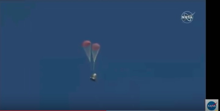 2019-spacex-dragon-reentry-ar