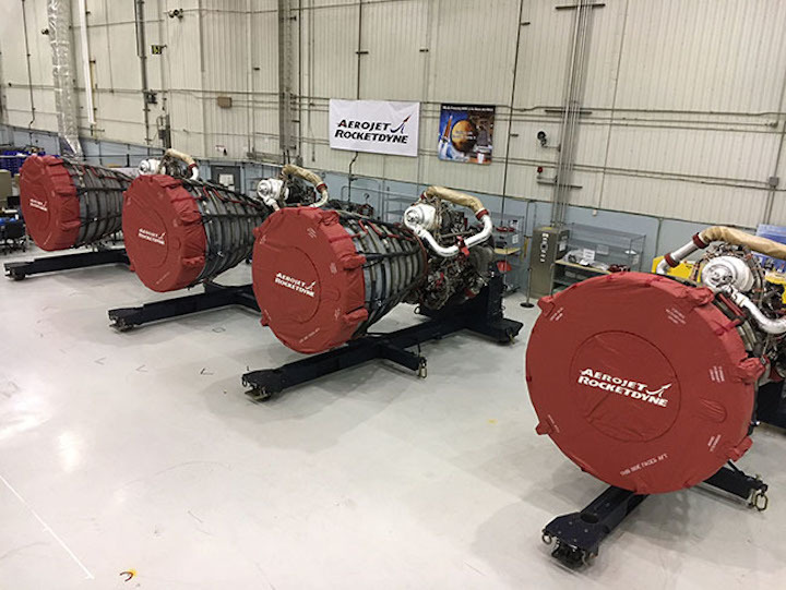 20190628-rs-25-engines-delivery-650