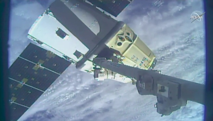 2020-01-7-spacex-dragon-iss-ah