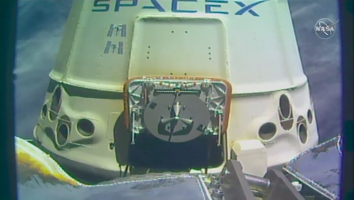 2020-01-7-spacex-dragon-iss-al