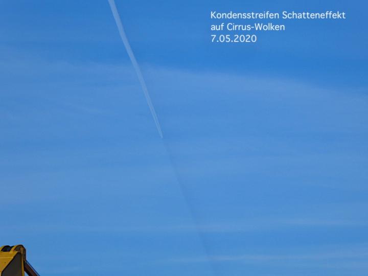 2020-05-abddda-kondensstreifenschatten-1