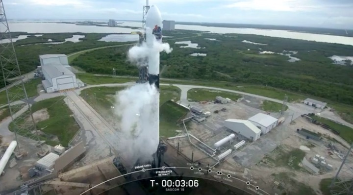 2020-08-31-spacexlaunch-af