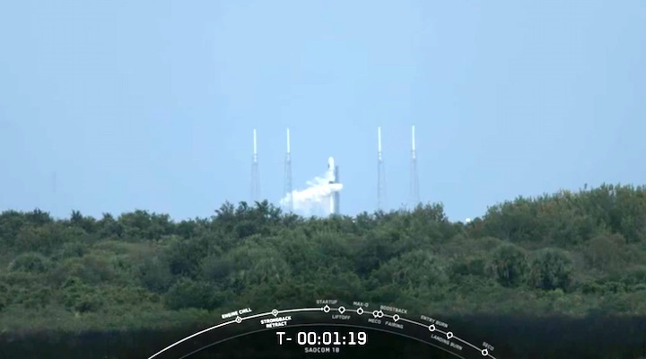 2020-08-31-spacexlaunch-ag