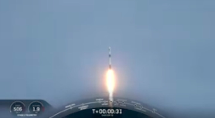 2020-08-31-spacexlaunch-ak